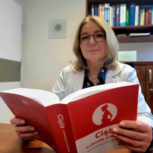 Ból stawów, zmęczenie - to często pierwsze objawy chorób reumatycznych. Wczesna diagnoza i nowoczesne leczenie pozwalają zachować pełnię życia.