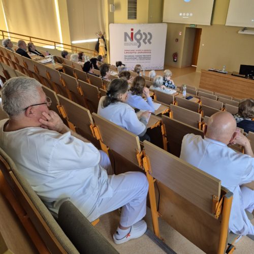Warsztaty dla Seniorów poświęcone cyberbezpieczeństwu i obsłudze ChatGPT