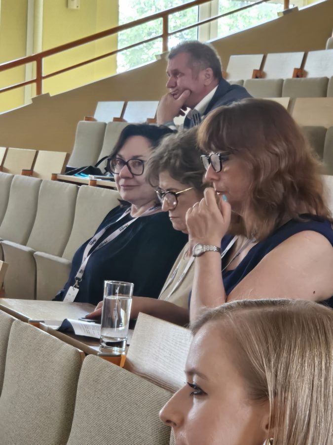 Najnowsza wiedza, pasja do medycyny i nauki: słyną z tego organizowane w Narodowym Instytucie Geriatrii, Reumatologii i Rehabilitacji w Warszawie konferencje ordynatorów i kierowników poradni reumatologicznych. 5 foto5