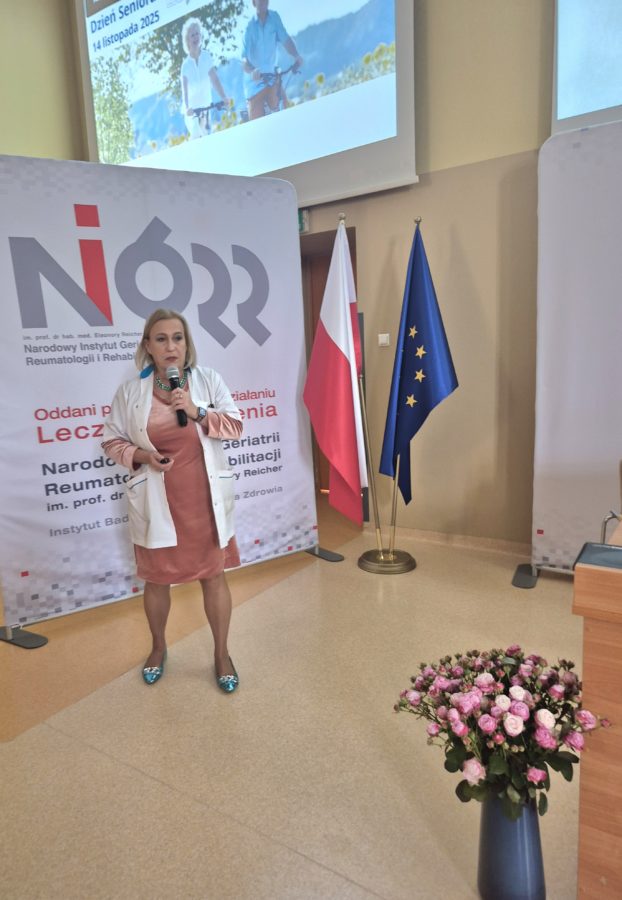 Pomagamy, edukujemy, rozmawiamy - w NIGRiR odbyła się konferencja z okazji Światowego Dnia Seniora. 2 senior 6