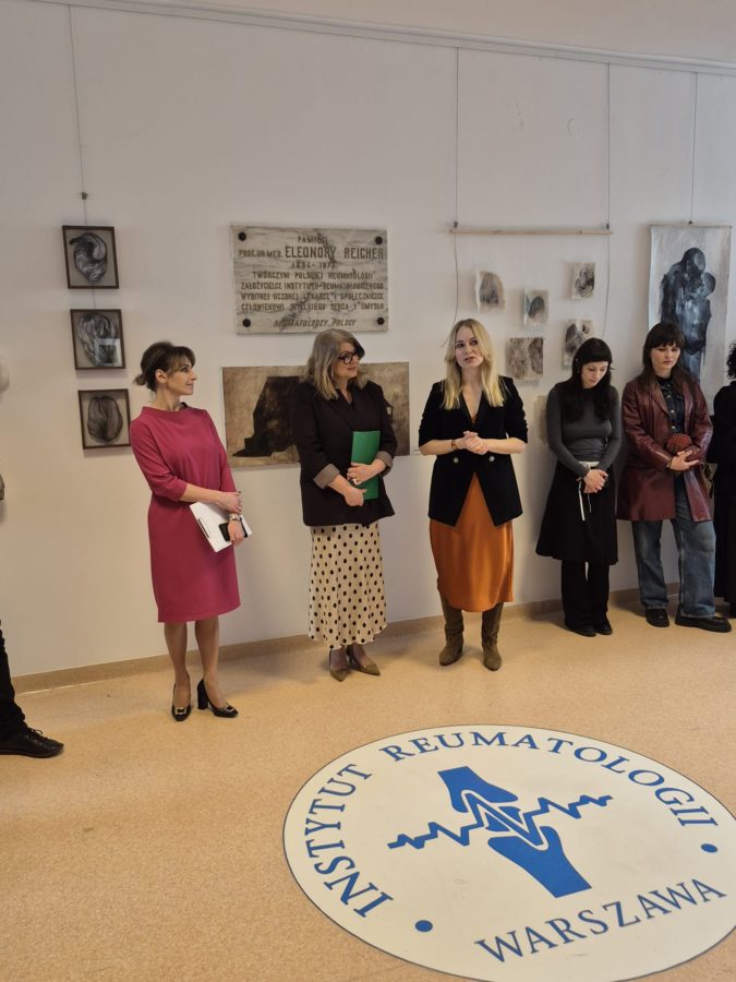 Sztuka i szpital, młodzi artyści i Pacjenci – kolejna odsłona współpracy Narodowego Instytutu Geriatrii, Reumatologii i Rehabilitacji z Akademią Sztuk Pięknych w Warszawie.