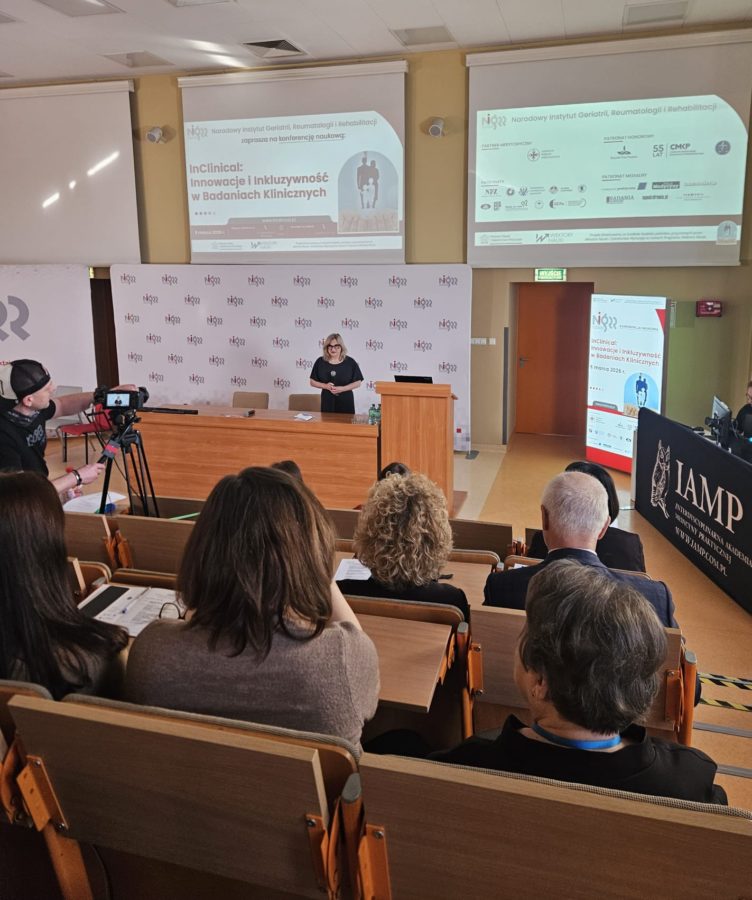 Za nami inspirująca konferencja „InClinical – innowacje i inkluzywność w badaniach klinicznych”, która odbyła się w Narodowym Instytucie Geriatrii, Reumatologii i Rehabilitacji. Projekt finansowany był ze środków budżetu państwa, przyznanych przez Ministerstwo Nauki i Szkolnictwa Wyższego w ramach programu „Wektory Nauki”.
