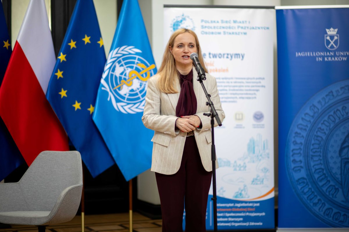 Inauguracja Polskiej Sieci Miast i Społeczności Przyjaznych Osobom Starszym 2 miasta seniorzy 1