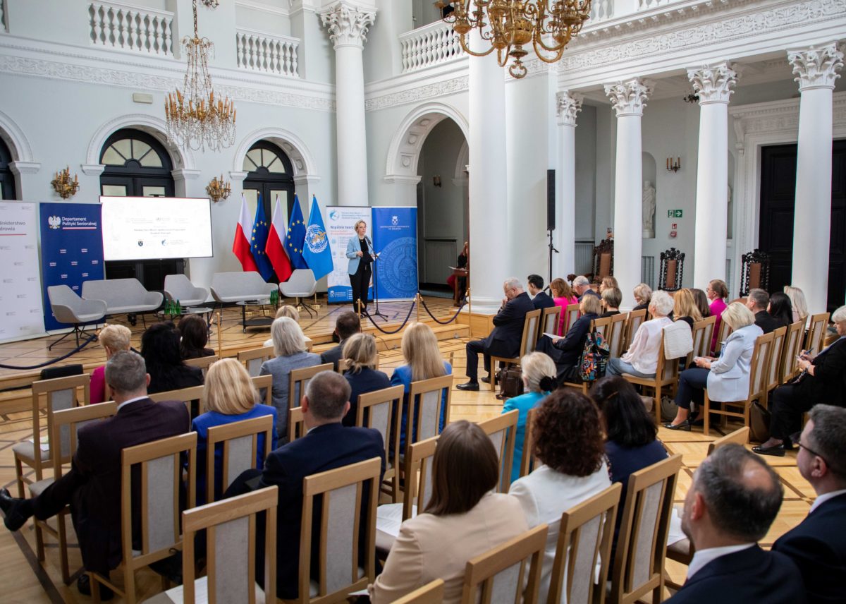 Inauguracja Polskiej Sieci Miast i Społeczności Przyjaznych Osobom Starszym 4 miasta seniorzy 4